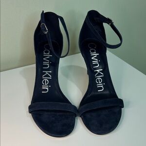Calvin Klein Navy Suede Ankle Strap Heels NWOT Size 8.5M